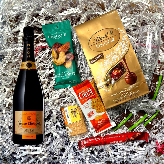 Veuve Clicquot 2012 Vintage Rose Gift Pack with Engraving